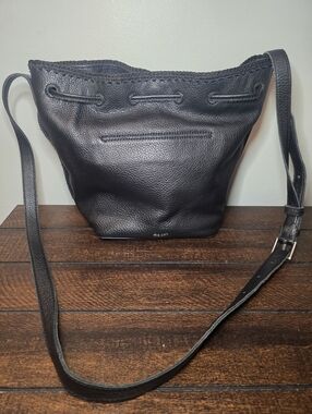THE SAK Ivy Leather Bucket Bag Drawstring Black